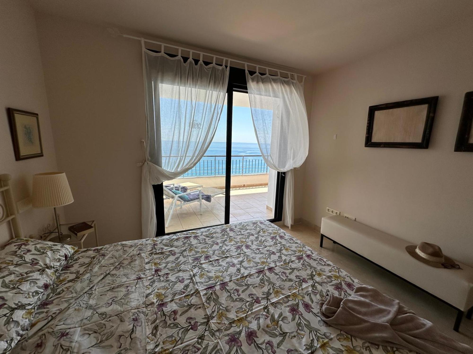 Apartamento Frente Al Mar Con Parking Privado Торрокс-Коста Экстерьер фото