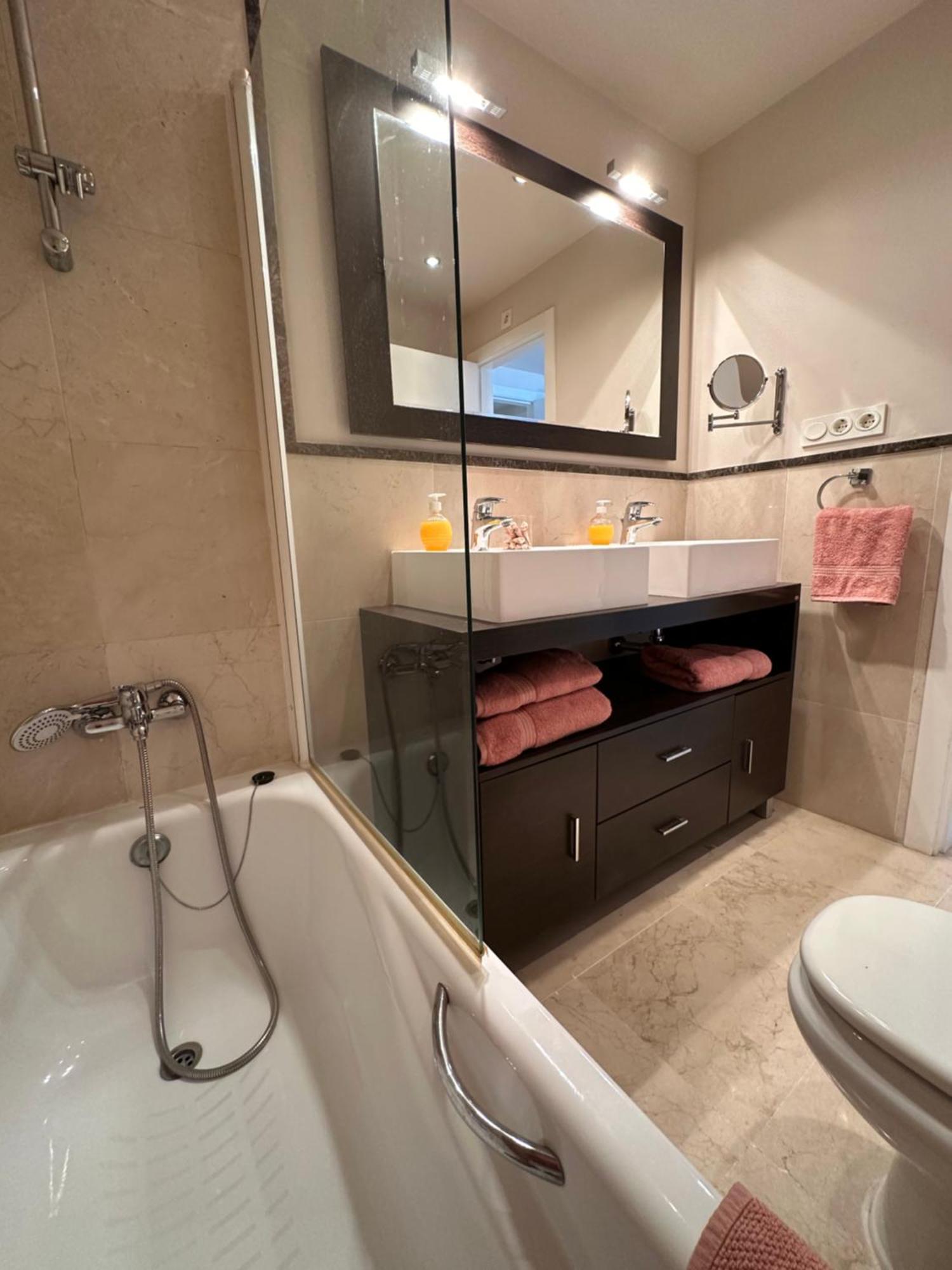 Apartamento Frente Al Mar Con Parking Privado Торрокс-Коста Экстерьер фото